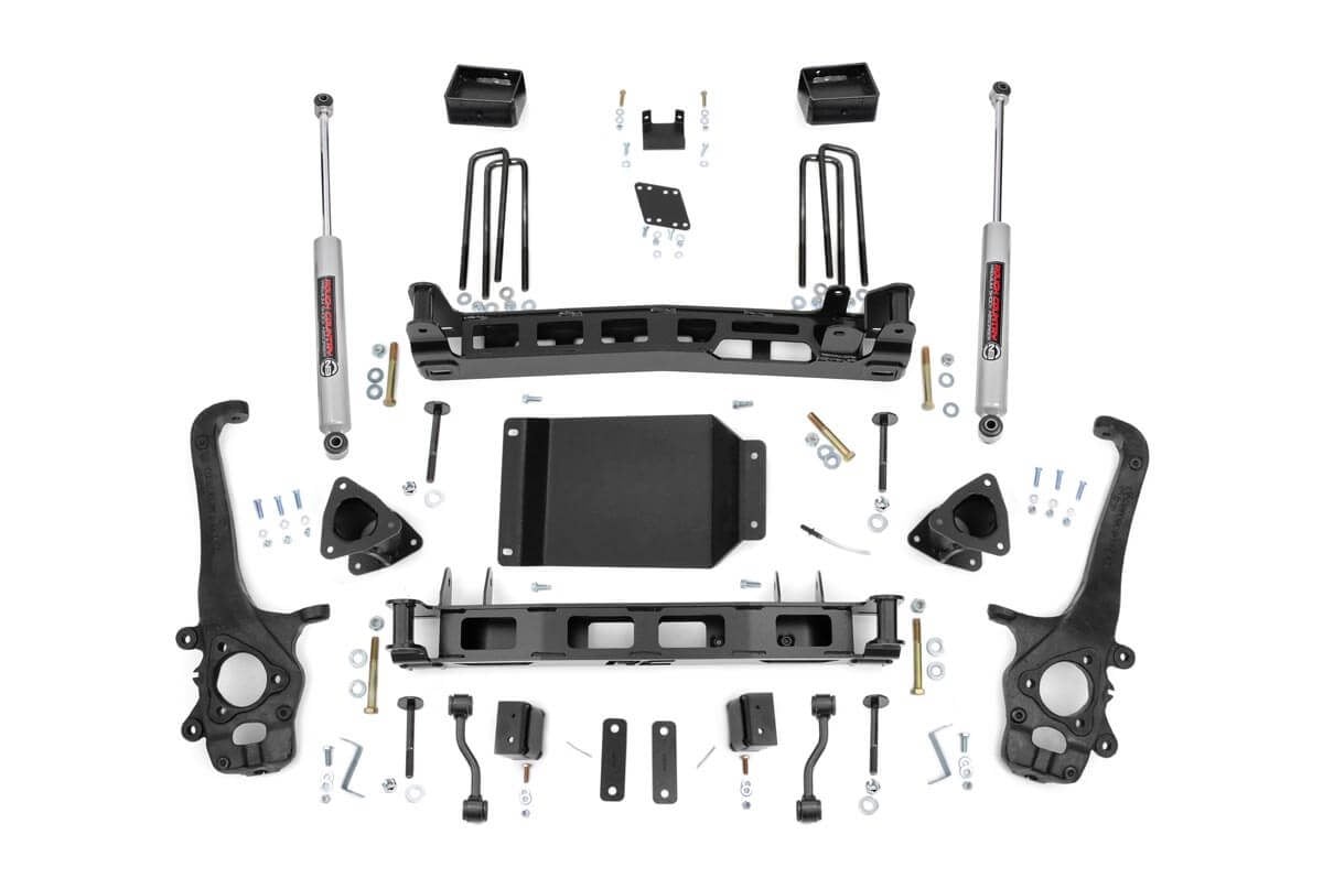 4 Inch Lift Kit | Nissan Titan 2WD/4WD (2004-2015) by Rough Country