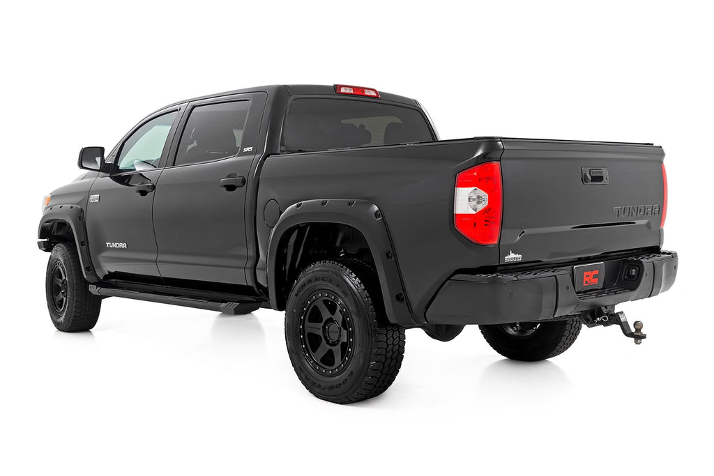 HD2 Aluminum Running Boards | Crewmax Cab | Toyota Tundra 2WD/4WD (2007-2021) by Rough Country