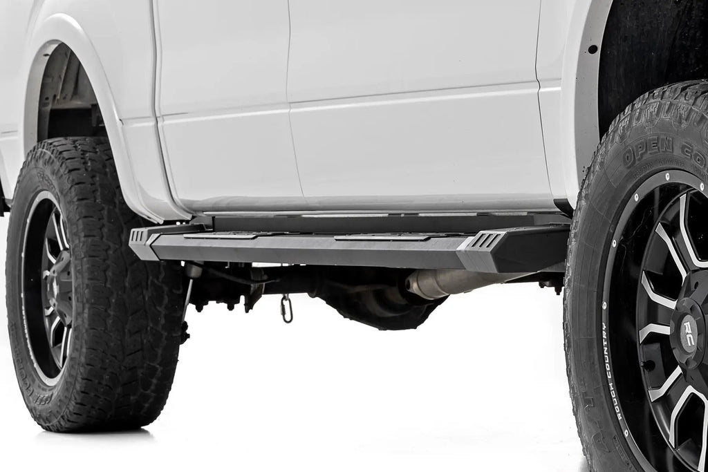 HD2 Aluminum Running Boards | Super Crew Cab | Ford F-150 2WD/4WD (2009-2014) by Rough Country
