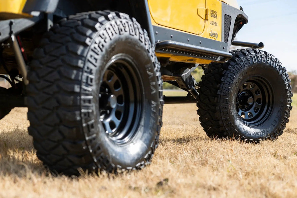 Steel Wheel | Black | 15x8 | 5x5.5 | 4.25 Bore | -19mm by Rough Country