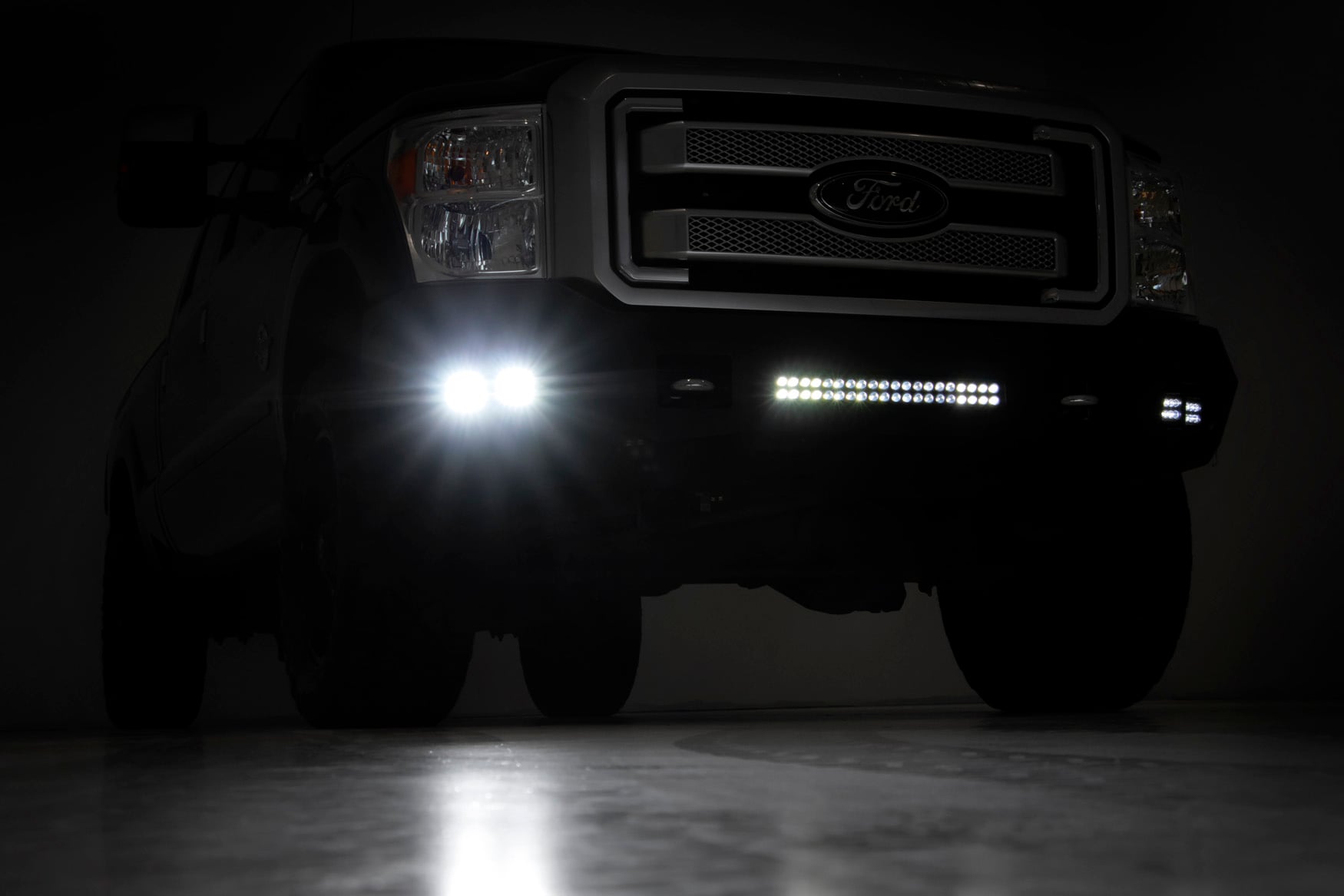 Front Bumper | Ford F-250/F-350 Super Duty 2WD/4WD (2011-2016) by Rough Country