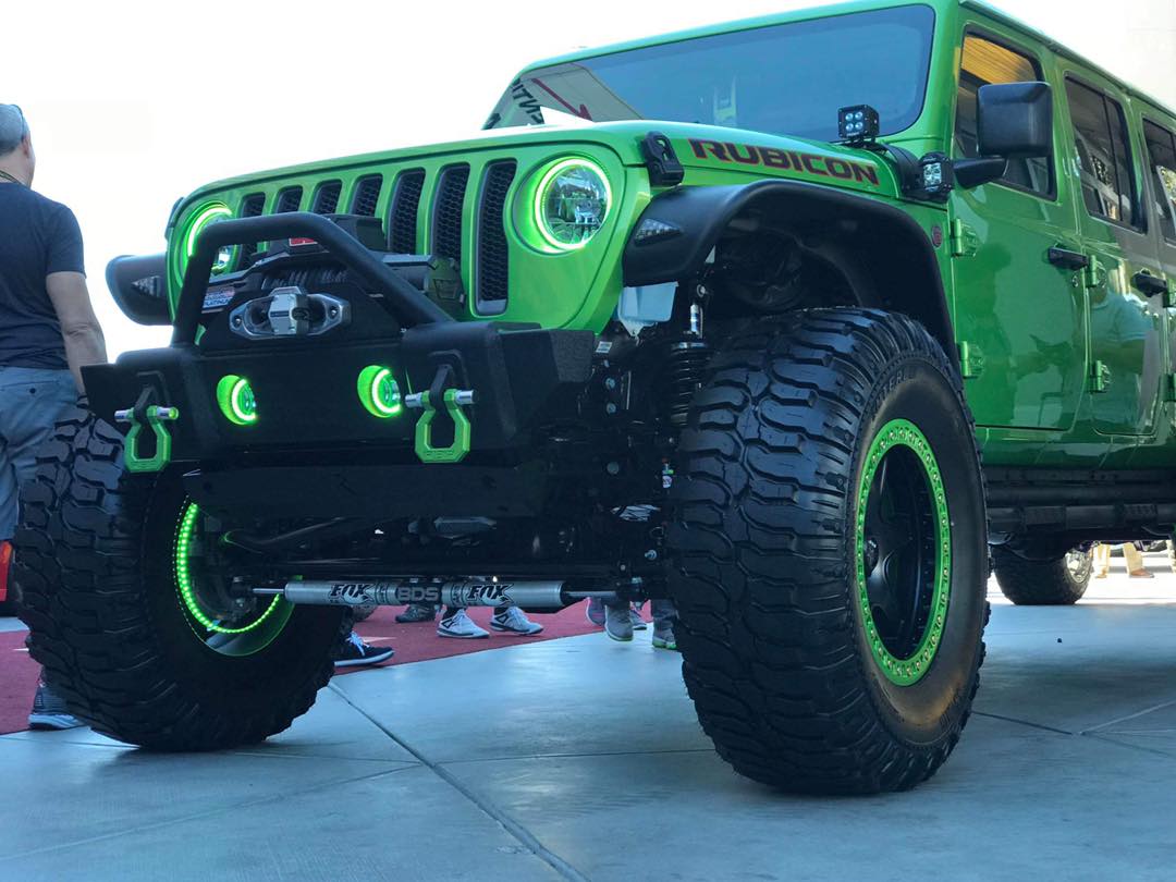 Jeep Wrangler JL/Gladiator JT LED Surface Mount Fog Light Halo Kit by Oracle Lighting