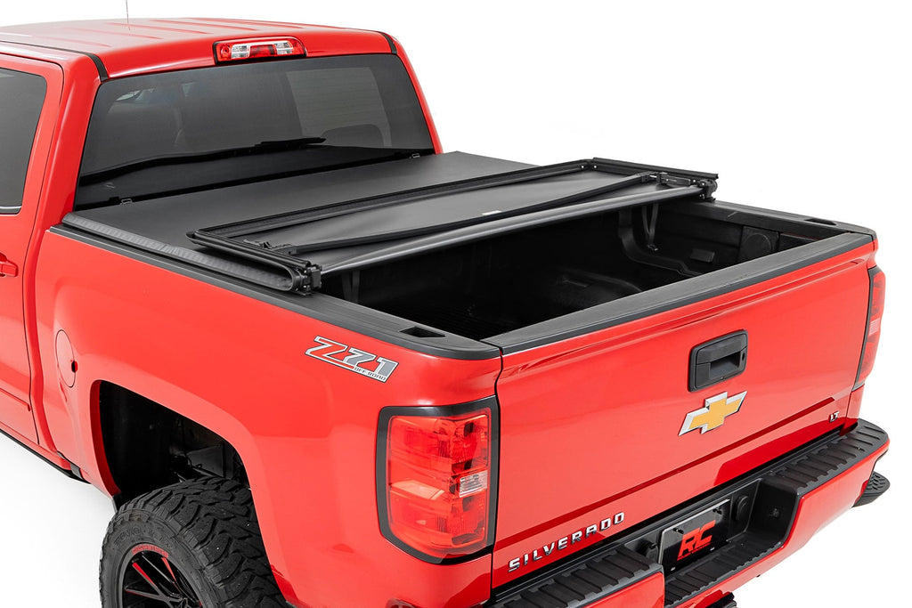 Soft Tri-Fold Bed Cover | 5'9" Bed | Chevy/GMC 1500 (14-18 & Classic) by Rough Country