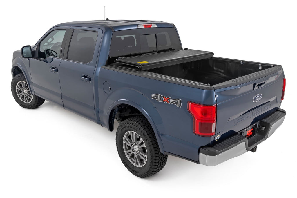 Hard Low Profile Bed Cover | 5'7" Bed | Ford F-150 (15-20)/Raptor (17-20) by Rough Country