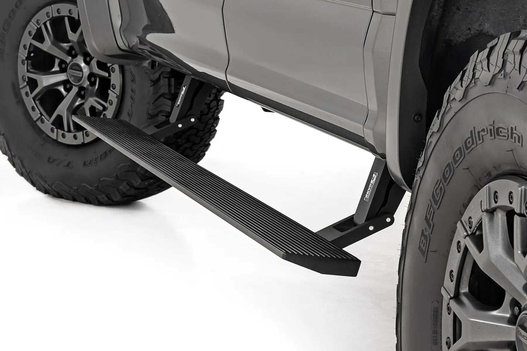 Power Running Boards | Dual Electric Motor | Crew Cab | Ford F-150/Lightning/F-250/F-350/Raptor (15-26) by Rough Country