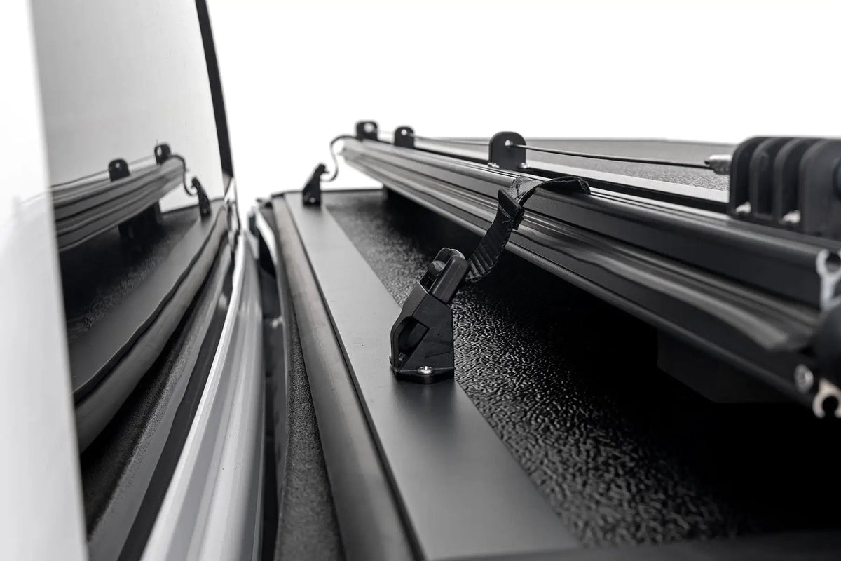 Hard Low Profile Bed Cover |6'4" | No Rambox | Ram 1500 (19-26)/1500 TRX (21-24) by Rough Country
