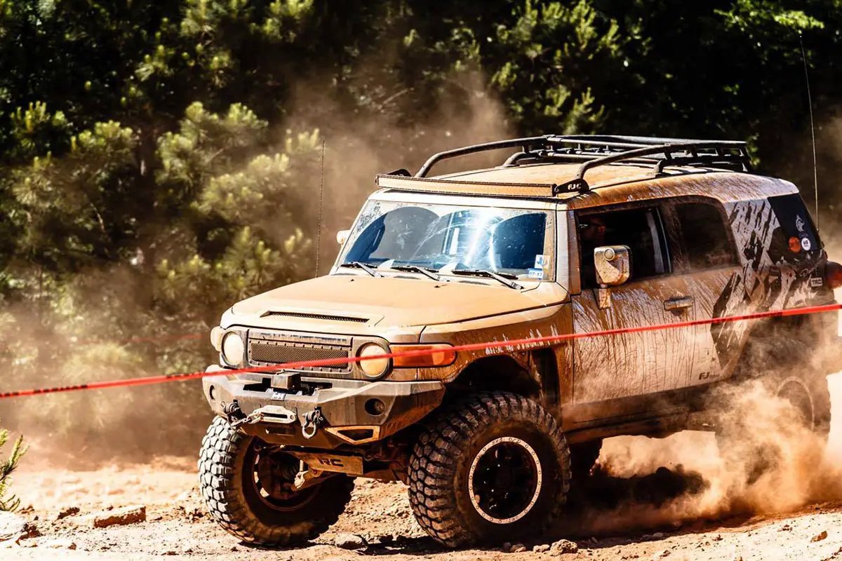6 Inch Lift Kit | Toyota FJ Cruiser 2WD/4WD (2007-2009) by Rough Country