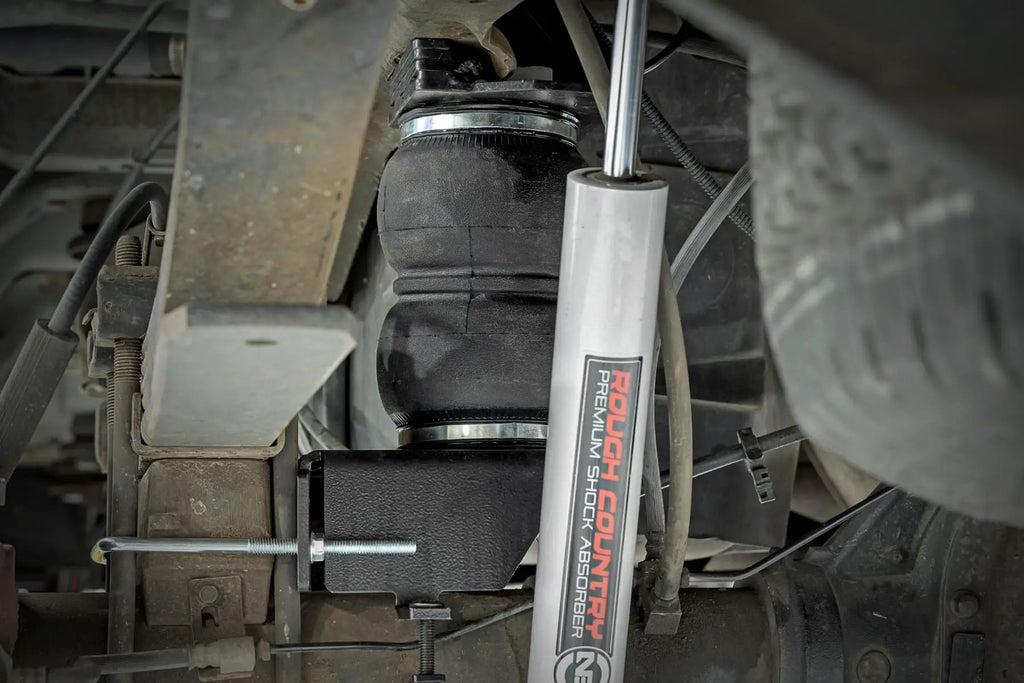 Air Spring Kit | 3-6" Lifts | Ford F-250/F-350 Super Duty 4WD (2005-2016) by Rough Country
