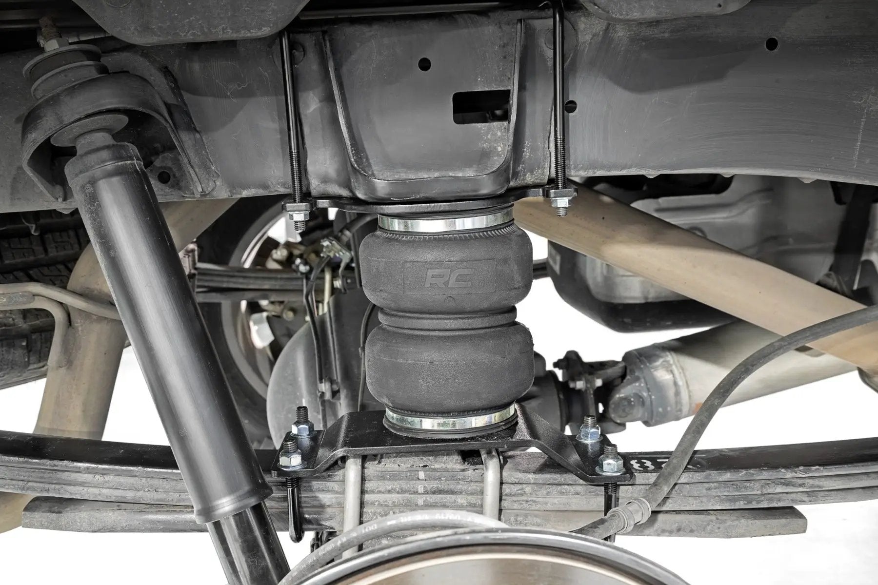 Air Spring Kit | 0-6" Lifts | Toyota Tundra 2WD/4WD (2007-2021) by Rough Country