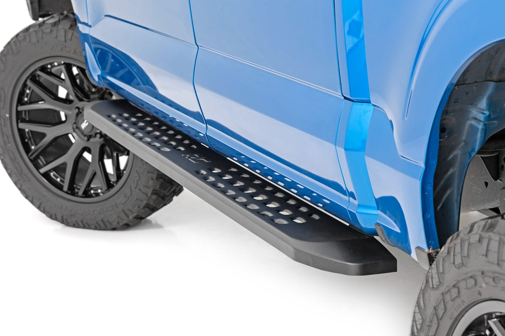 RPT2 Running Board | Crew Cab | Black | Ford F-150/Lightning/F-250/F-350/Raptor (15-26) by Rough Country