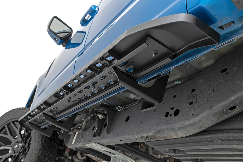 RPT2 Running Board | Crew Cab | Black | Ford F-150/Lightning/F-250/F-350/Raptor (15-26) by Rough Country