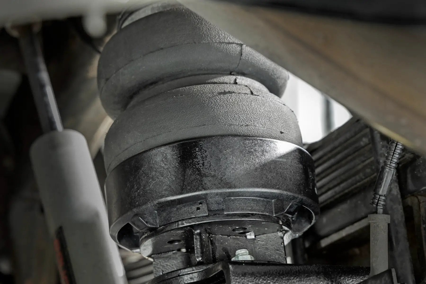 Air Spring Cradle Kit by Rough Country