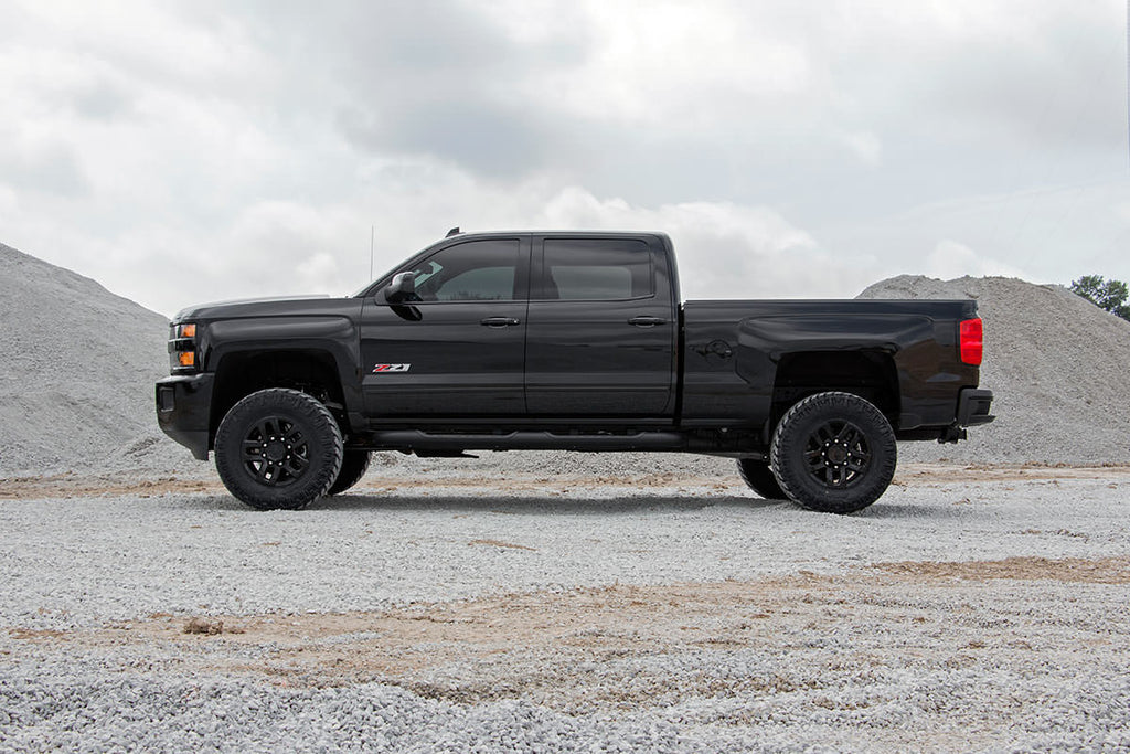 3.5 Inch Lift Kit | w/ Overloads | Chevy/GMC 2500HD/3500HD (11-19) by Rough Country