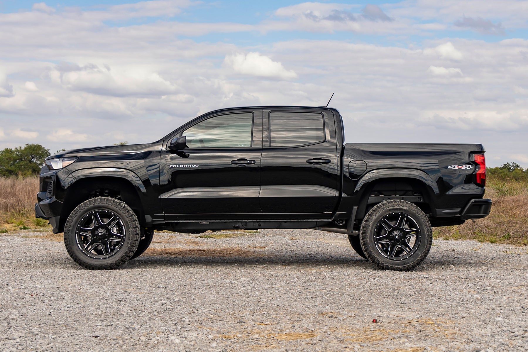 4 Inch Lift Kit | N3 Shocks | Chevy/GMC Canyon/Colorado 4WD (2023-2026) by Rough Country