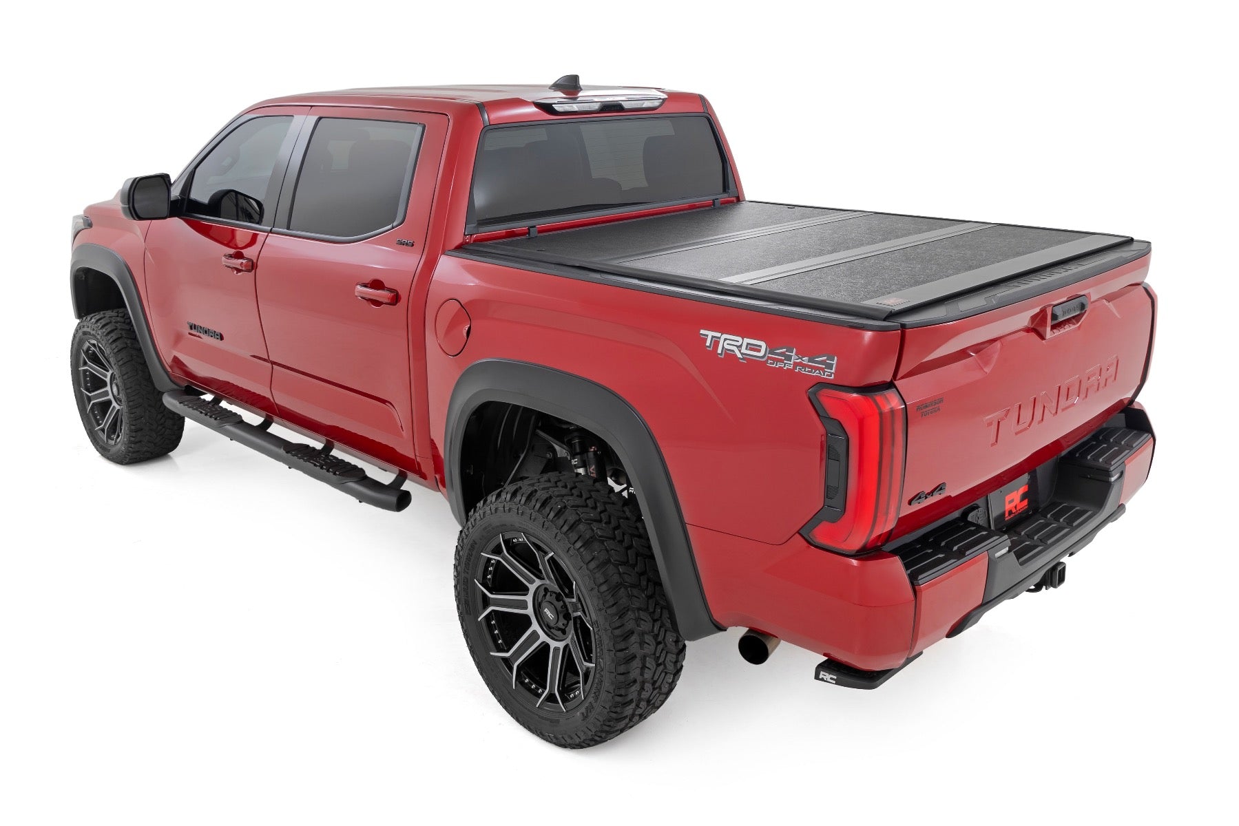Hard Low Profile Bed Cover | 5'7" Bed | Cargo Mgmt | Toyota Tundra (22-26) by Rough Country