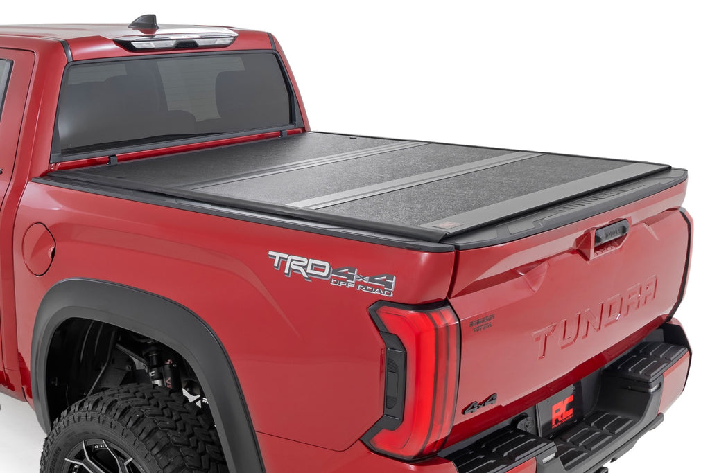 Hard Low Profile Bed Cover | 5'7" Bed | Cargo Mgmt | Toyota Tundra (22-26) by Rough Country
