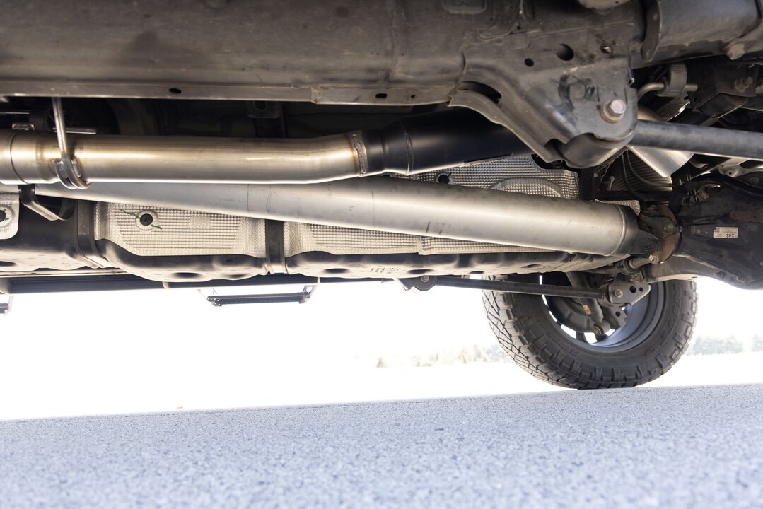 Flowmaster Outlaw Extreme Cat-Back Exhaust System by Flowmaster