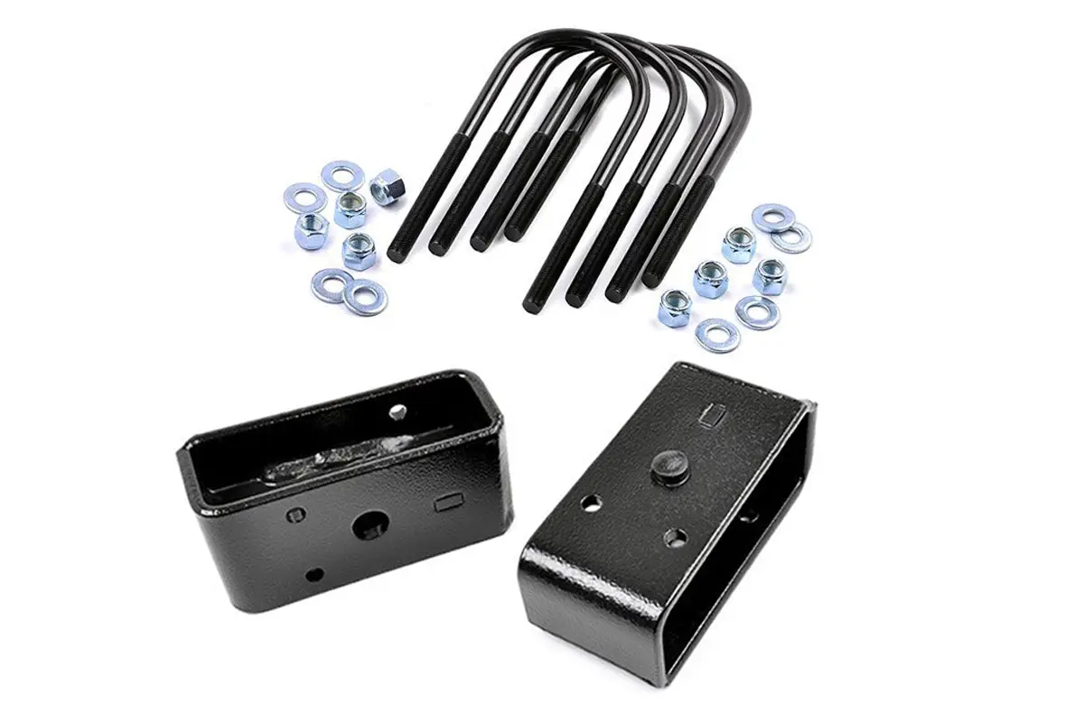 2 Inch Block & U-Bolt Kit | Ford F-250 Super Duty 2WD/4WD (2011-2016) by Rough Country