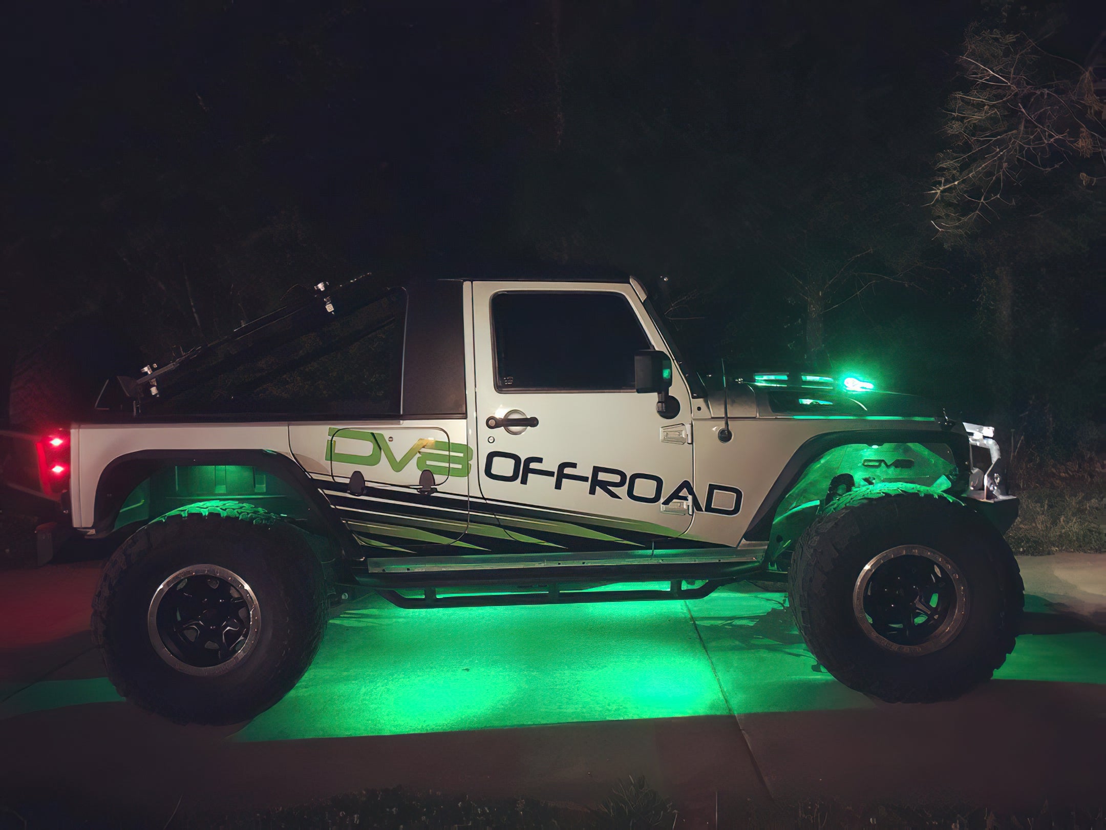 ORACLE Lighting Universal Dynamic ColorSHIFT LED Underbody Kit by Oracle Lighting