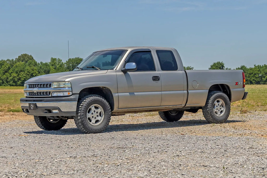 Rear Wheel Well Liners | Chevy/GMC 1500 2WD/4WD (99-06 & Classic) by Rough Country
