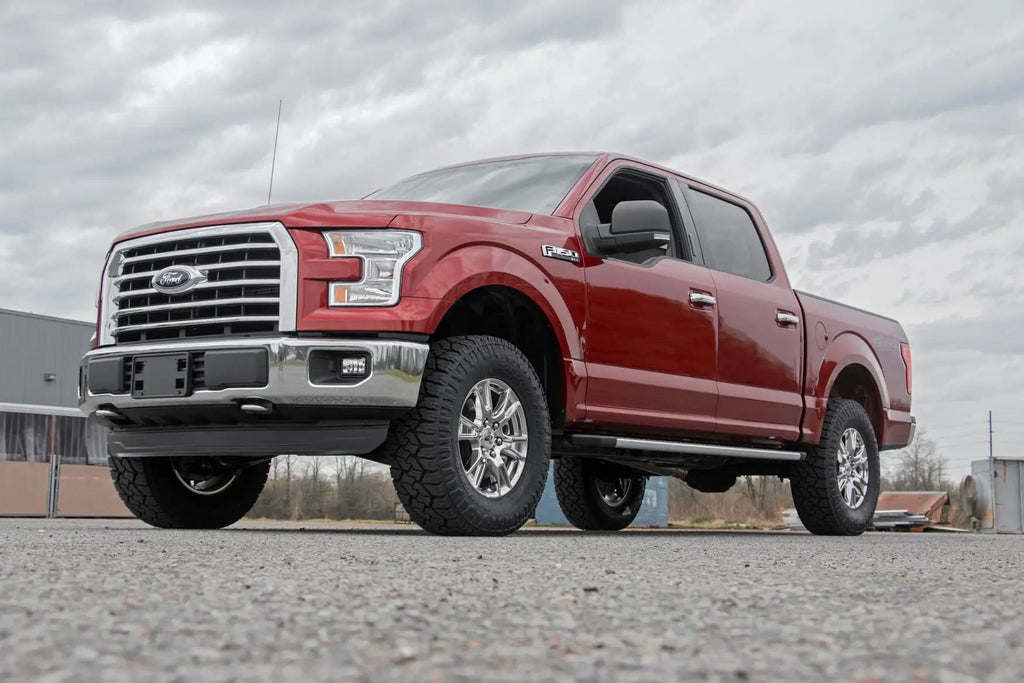 2 Inch Lift Kit | M1 Struts/M1 | Ford F-150 4WD (2014-2020) by Rough Country
