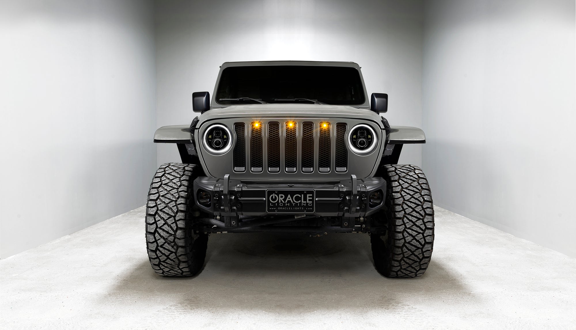 Jeep Wrangler JL/Gladiator JT 7in. High Powered LED Headlights (Pair) by Oracle Lighting
