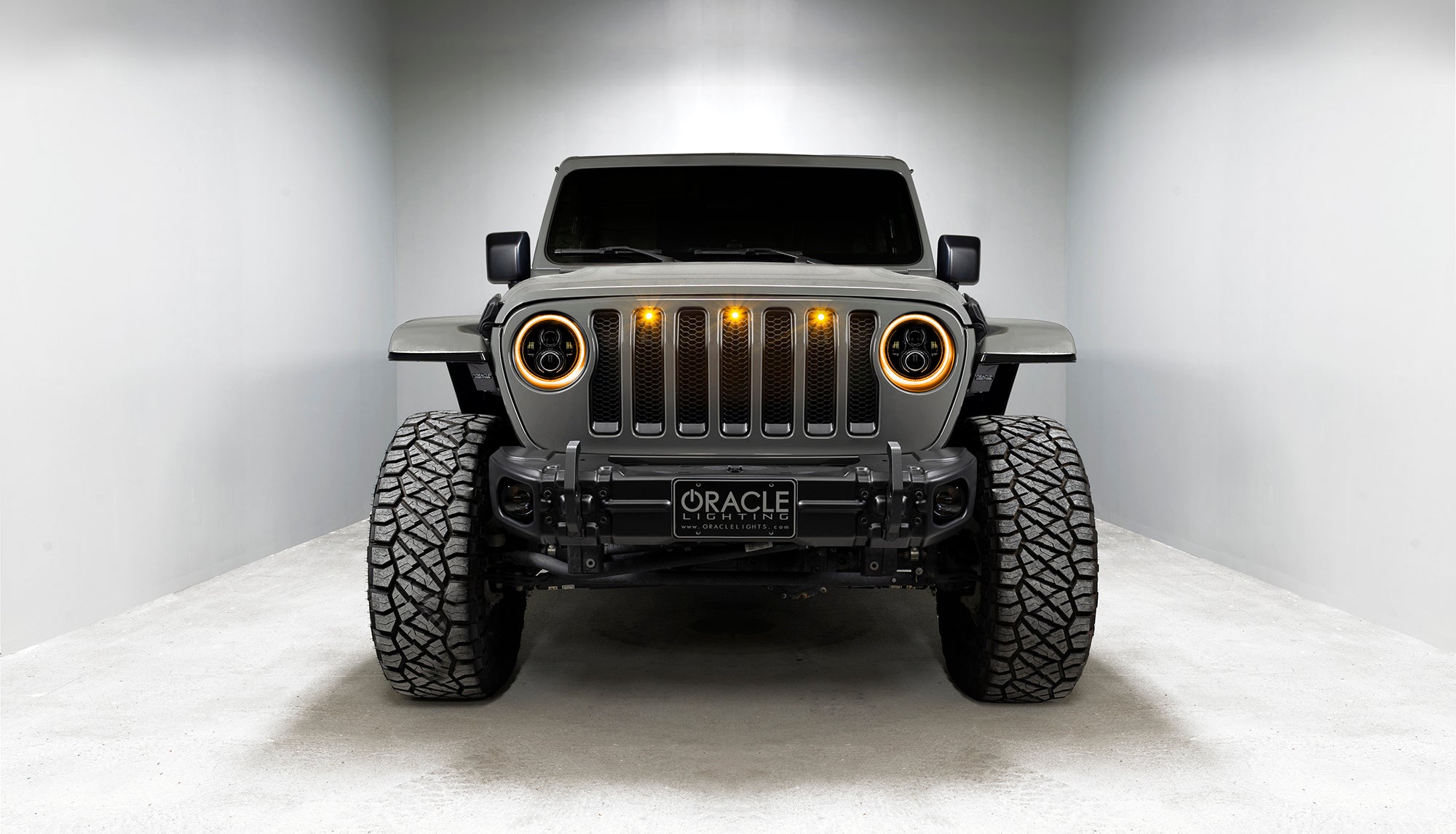 Jeep Wrangler JL/Gladiator JT 7in. High Powered LED Headlights (Pair) by Oracle Lighting