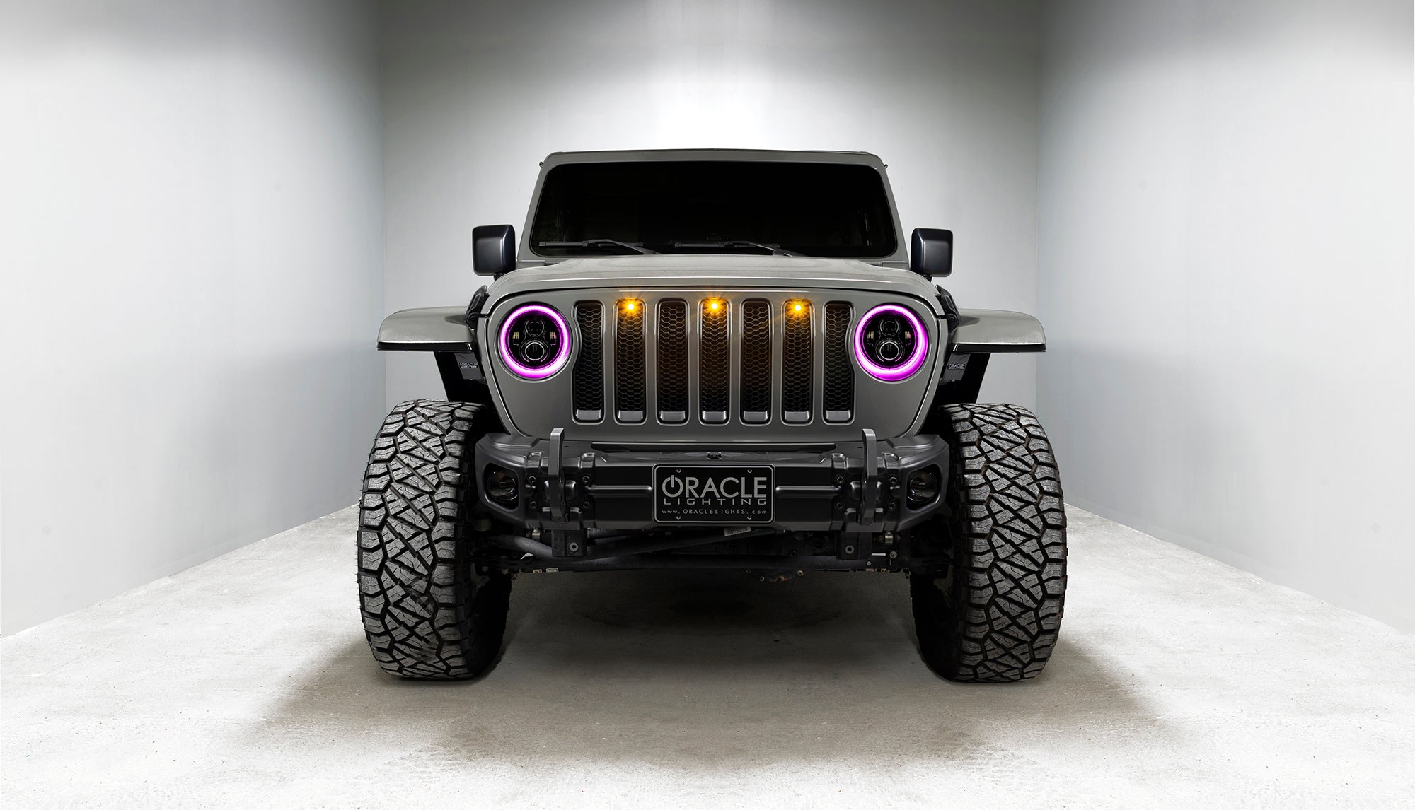 Jeep Wrangler JL/Gladiator JT 7in. High Powered LED Headlights (Pair) by Oracle Lighting