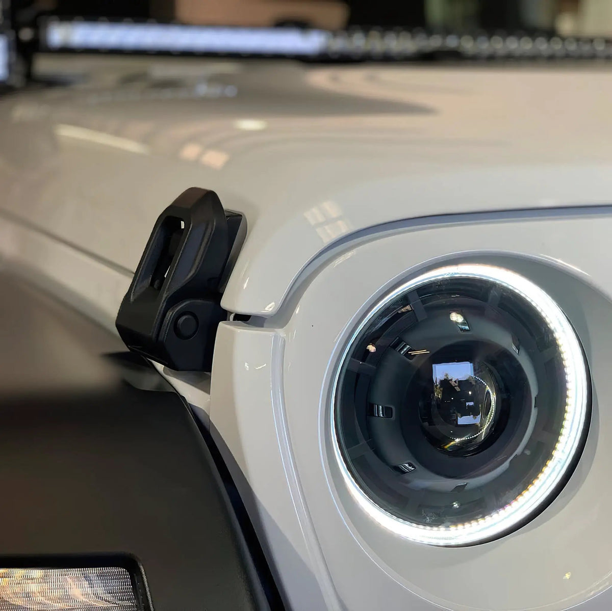 Oculus(TM) Switchback Bi-LED Projector Headlights -Jeep Wrangler JL/Gladiator JT by Oracle Lighting