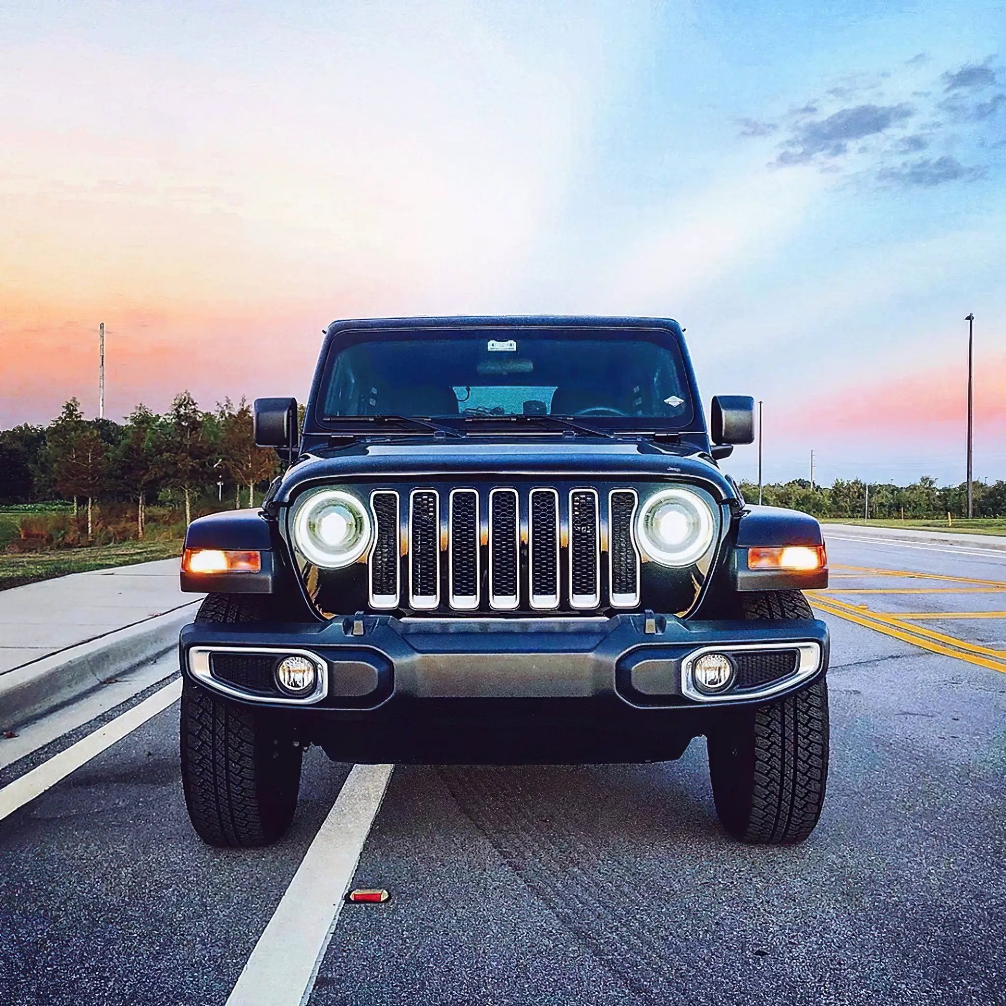 Oculus(TM) Switchback Bi-LED Projector Headlights -Jeep Wrangler JL/Gladiator JT by Oracle Lighting