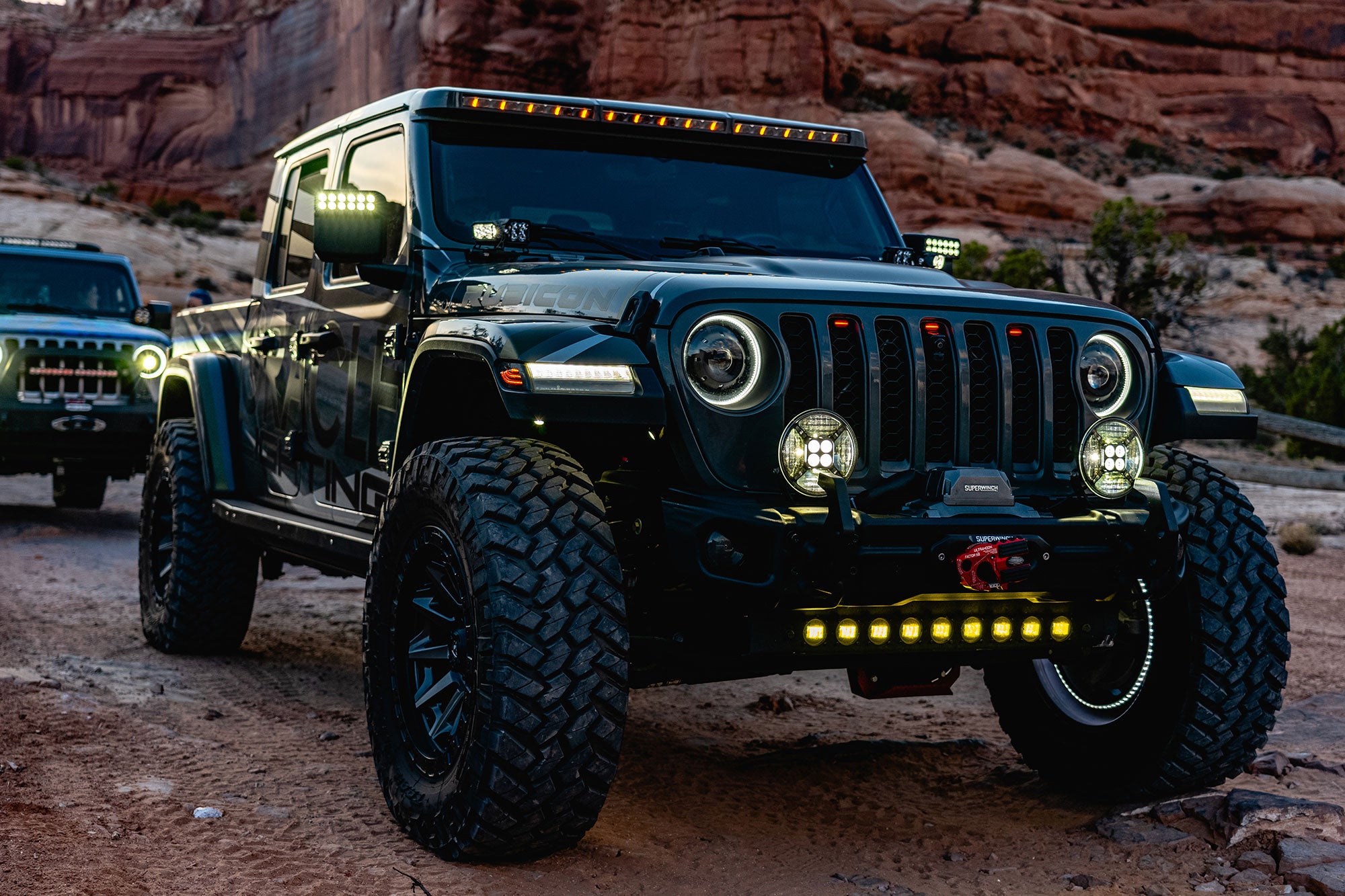 Integrated Windshield Roof LED Light Bar System for Wrangler JL / Gladiator JT by Oracle Lighting