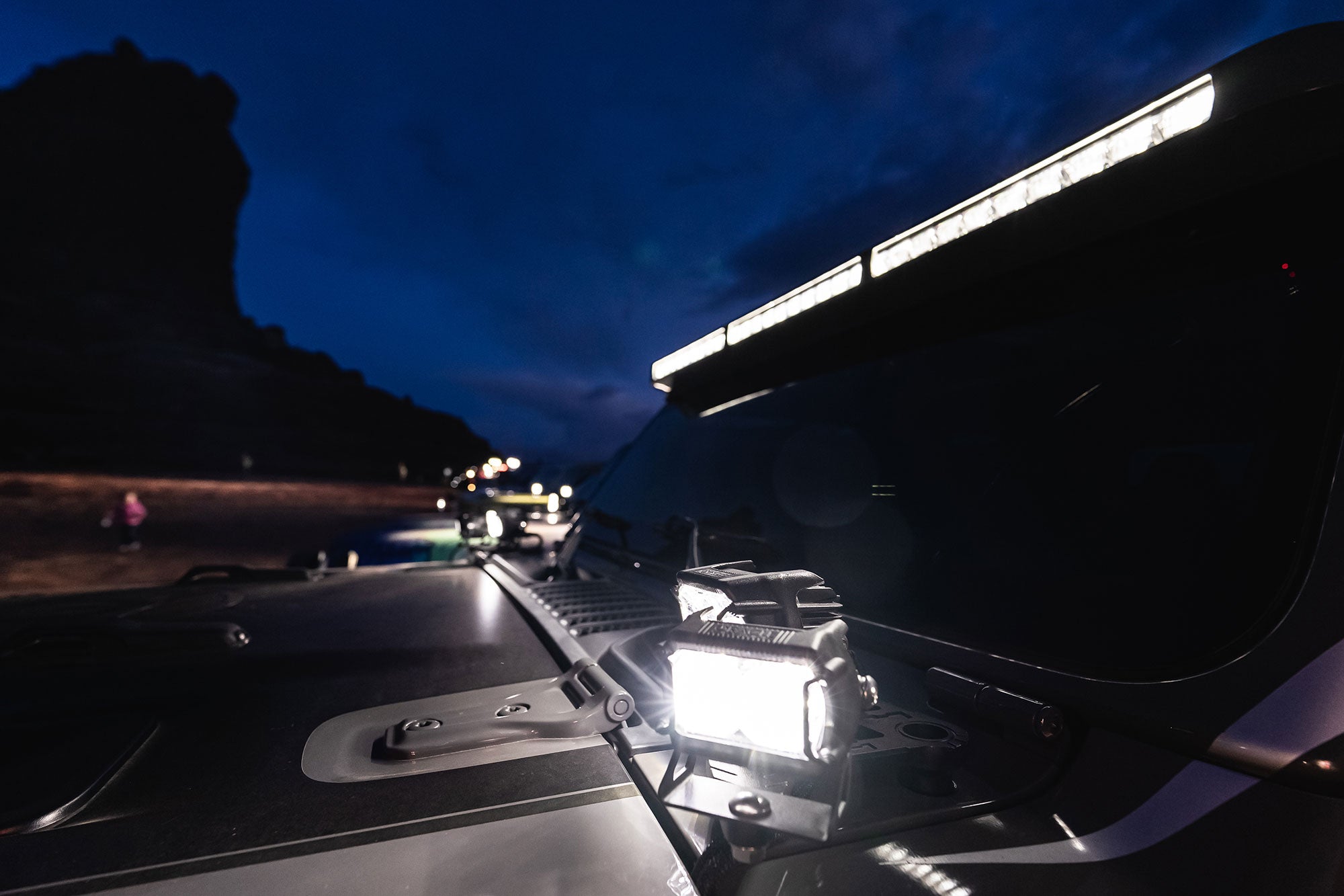 Integrated Windshield Roof LED Light Bar System for Wrangler JL / Gladiator JT by Oracle Lighting