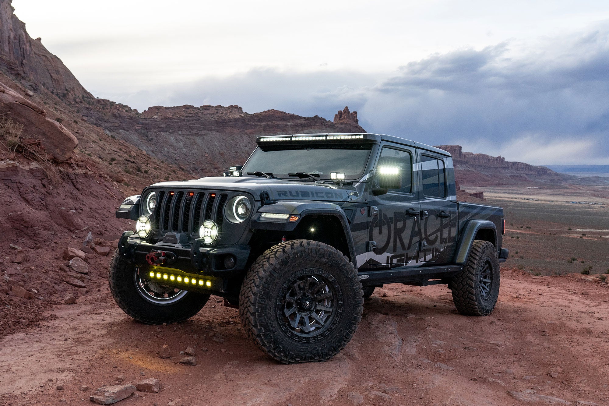 Integrated Windshield Roof LED Light Bar System for Wrangler JL / Gladiator JT by Oracle Lighting