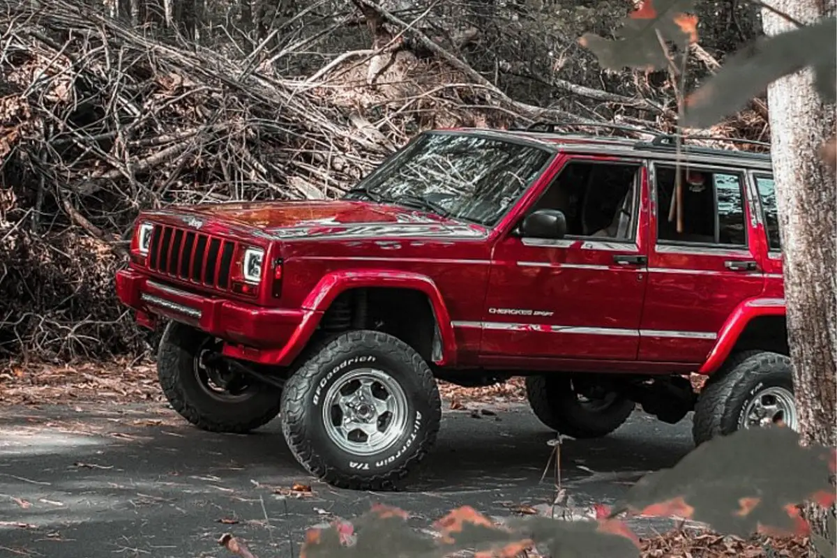 4.5 Inch Lift Kit | RR springs | Jeep Cherokee XJ 2WD/4WD (1984-2001) by Rough Country