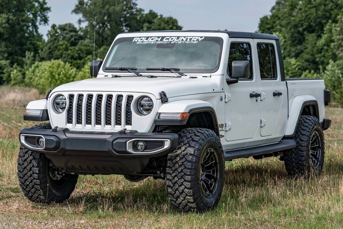 2.5 Inch Leveling Kits | Springs | M1 | Jeep Gladiator JT 4WD (2020-2023) by Rough Country