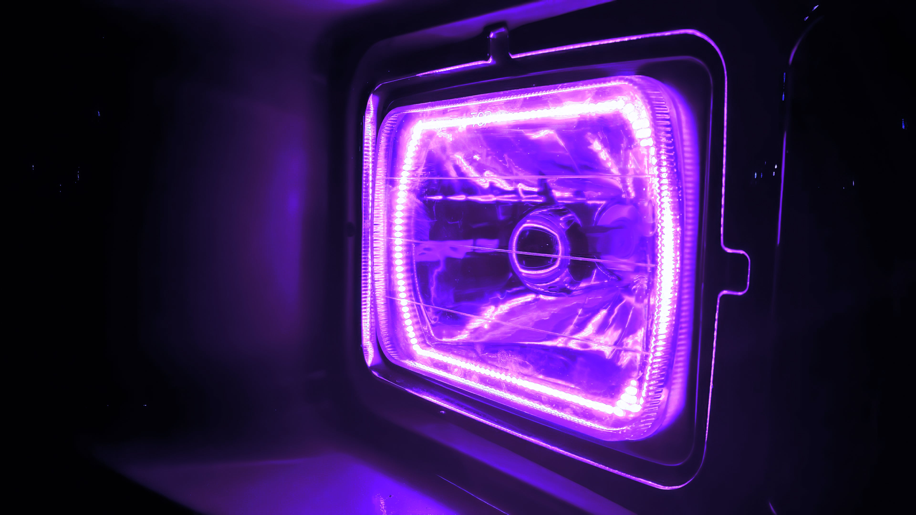 Pre-Installed Lights 7x6 IN. Sealed Beam - ColorSHIFT(r) Halo by Oracle Lighting