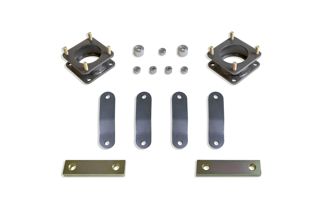 2.5"/1" LEVELING KIT W/ SHACKLES by MaxTrac