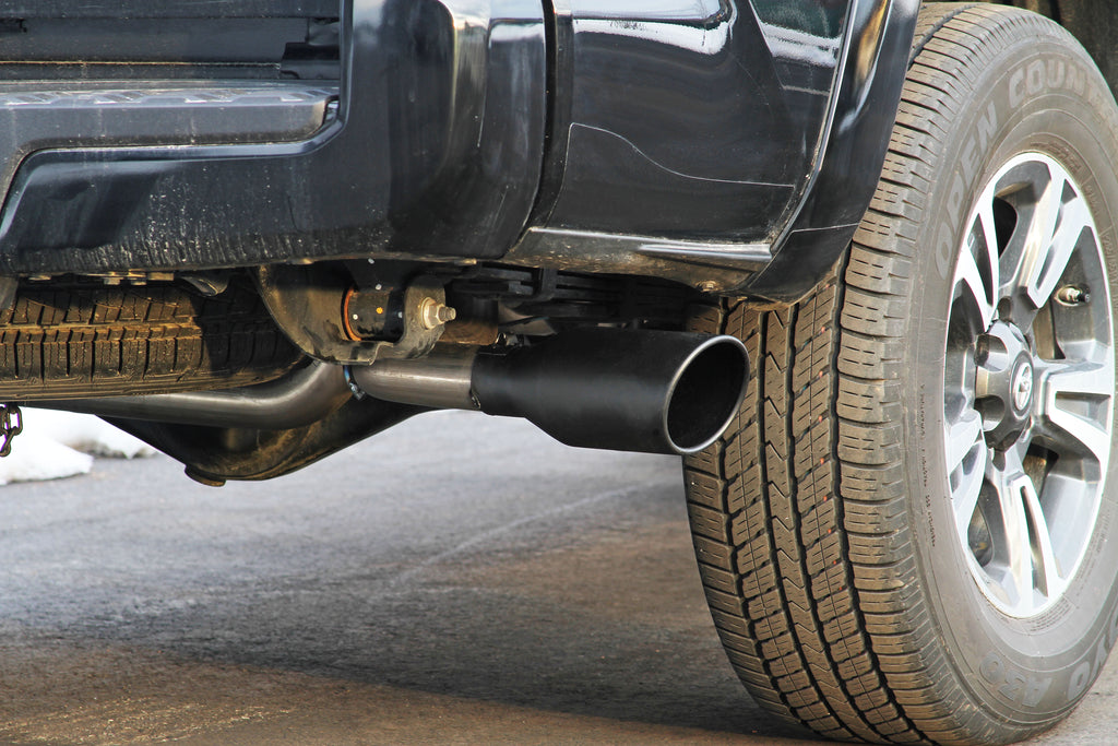 Flowmaster Flow FX Cat-Back Exhaust System by Flowmaster