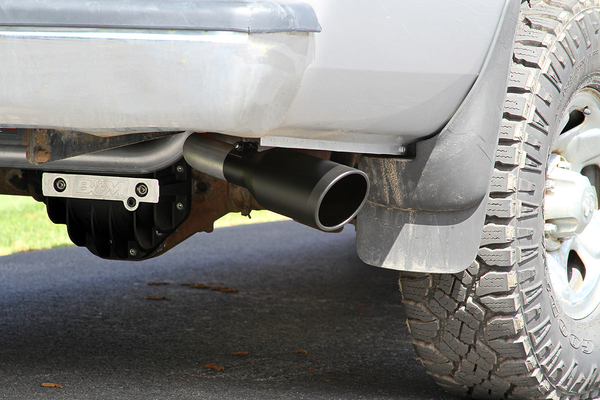 Flowmaster Flow FX Cat-Back Exhaust System by Flowmaster