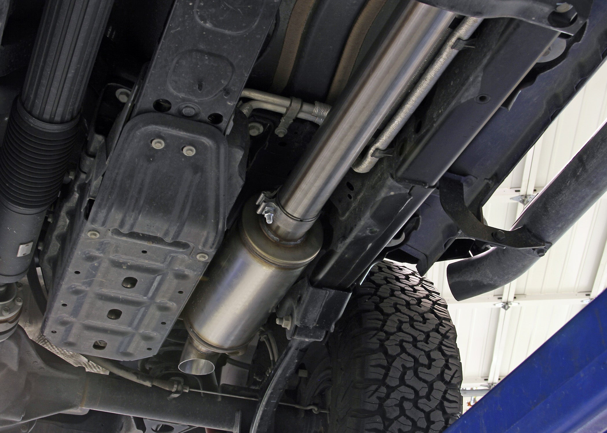 Flowmaster Flow FX Extreme Cat-Back Exhaust System by Flowmaster