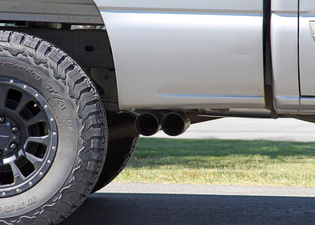 Flowmaster Flow FX Cat-Back Exhaust System by Flowmaster