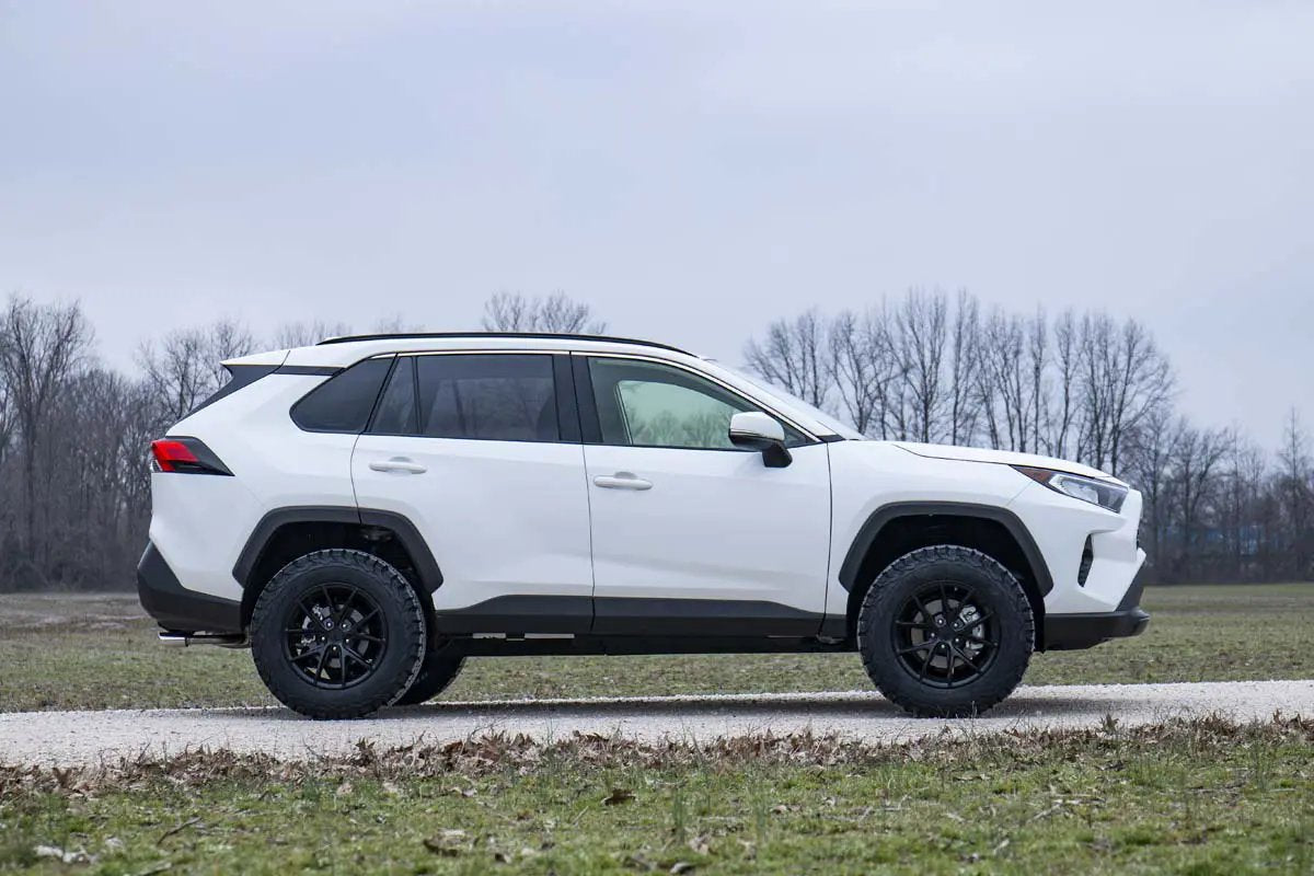 2.5 Inch Lift Kit | N3 Struts | Toyota RAV4 2WD/4WD (2019-2025) by Rough Country