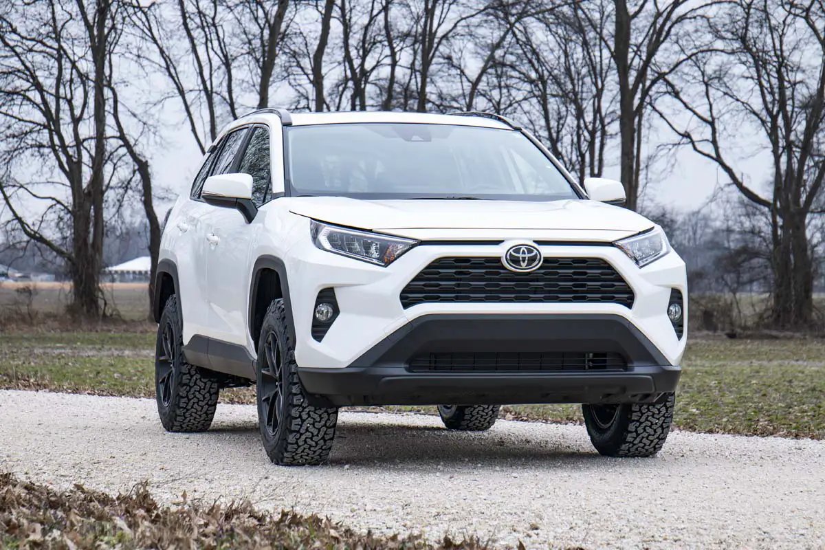 2.5 Inch Lift Kit | N3 Struts | Toyota RAV4 2WD/4WD (2019-2025) by Rough Country