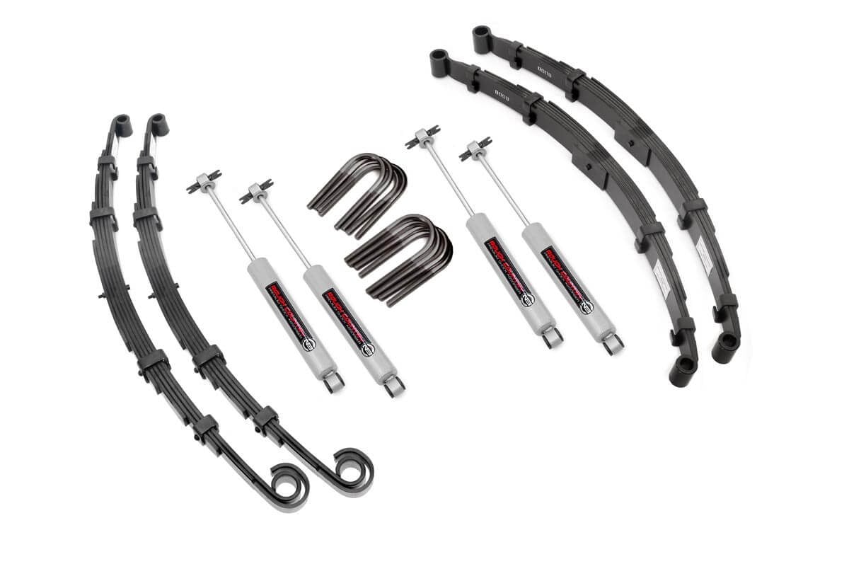 2.5 Inch Lift Kit | Jeep CJ5/CJ7 5 4WD (1976-1983) by Rough Country