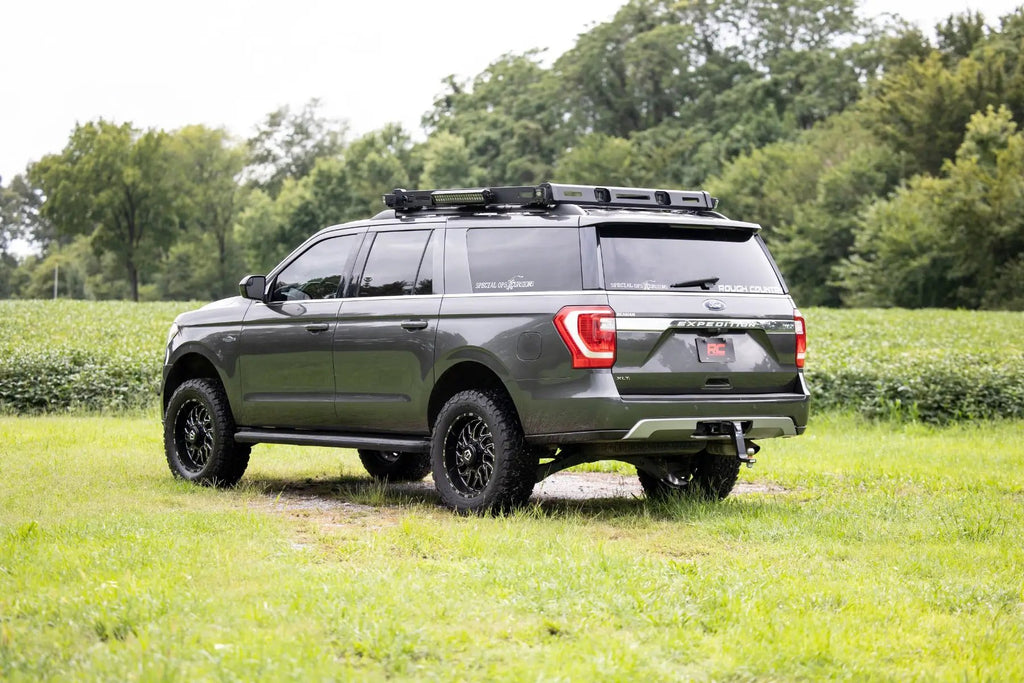 3 Inch Lift Kit | UCA | M1 Struts | Ford Expedition 4WD (2018-2024) by Rough Country