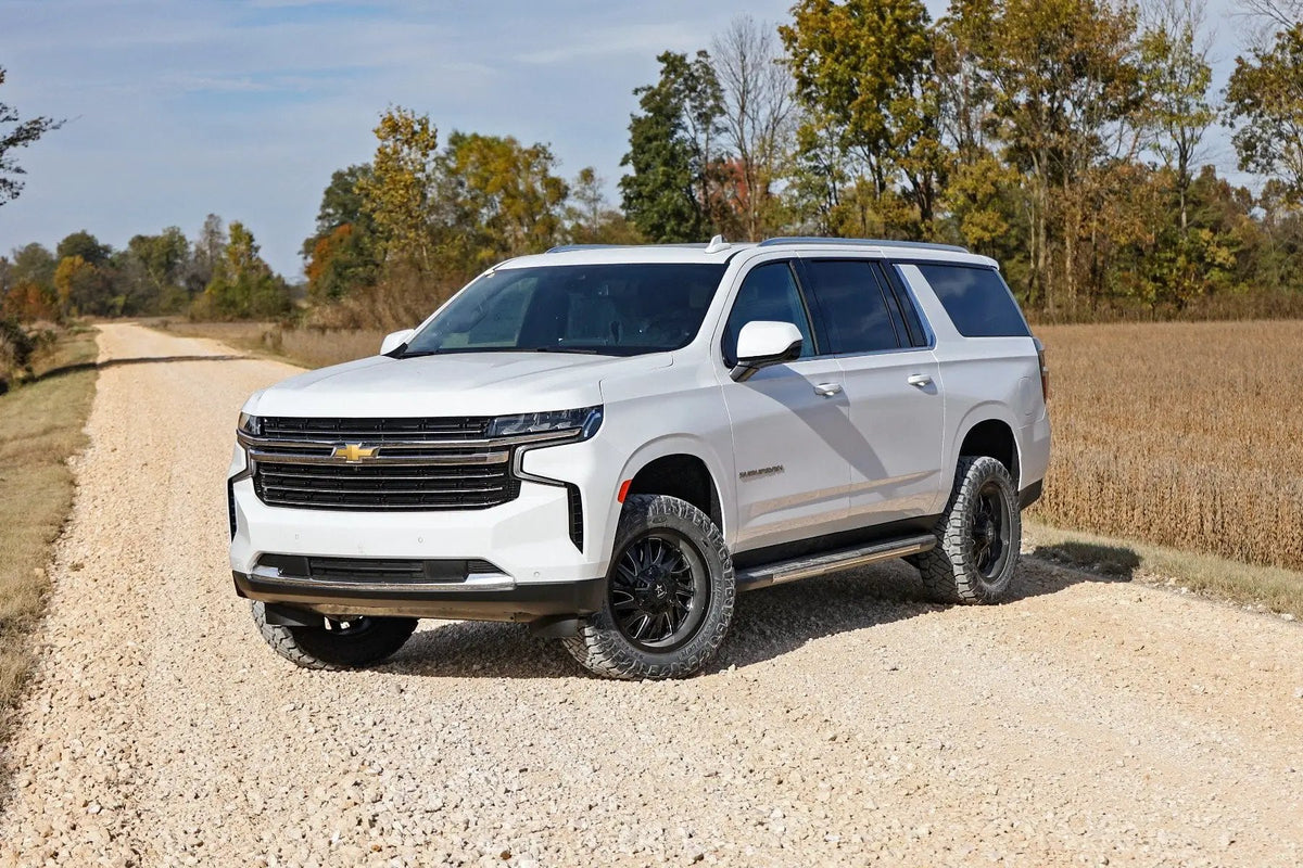 2 Inch Lift Kit | M1 Struts | Chevy/GMC SUV 1500 4WD (2021-2026) by Rough Country