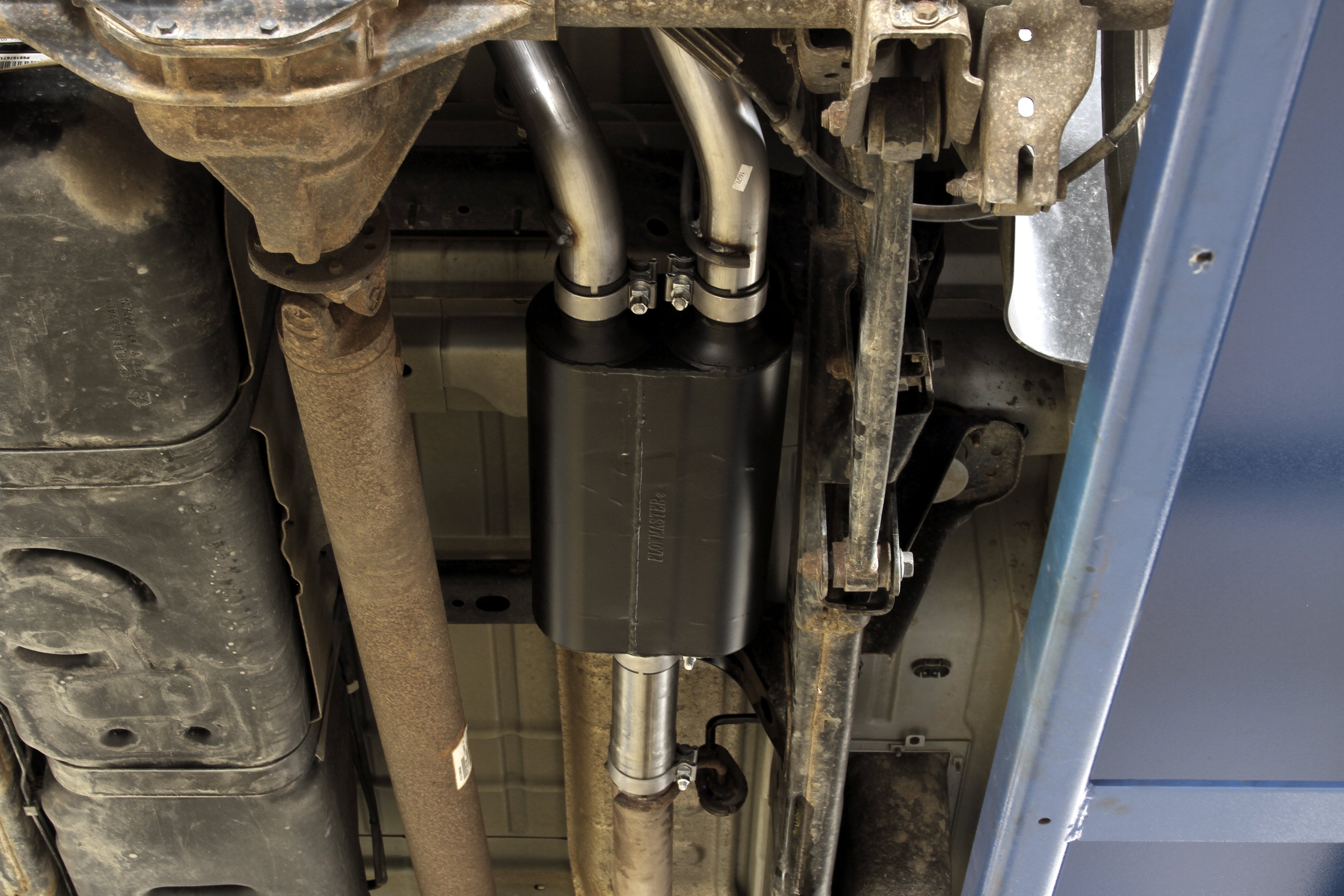 Flowmaster American Thunder Cat-back Exhaust System by Flowmaster