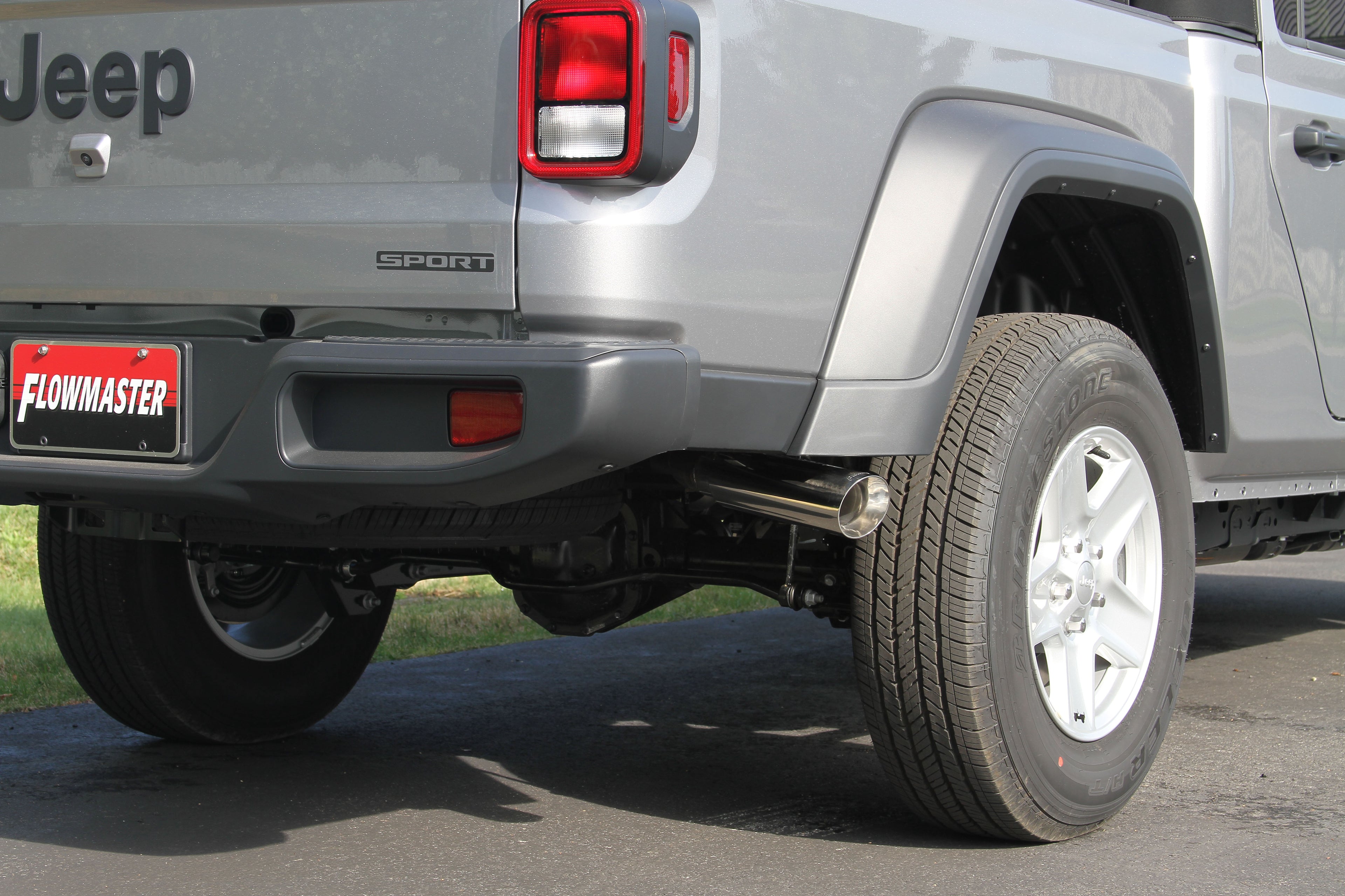 Flowmaster American Thunder Cat-Back Exhaust System by Flowmaster