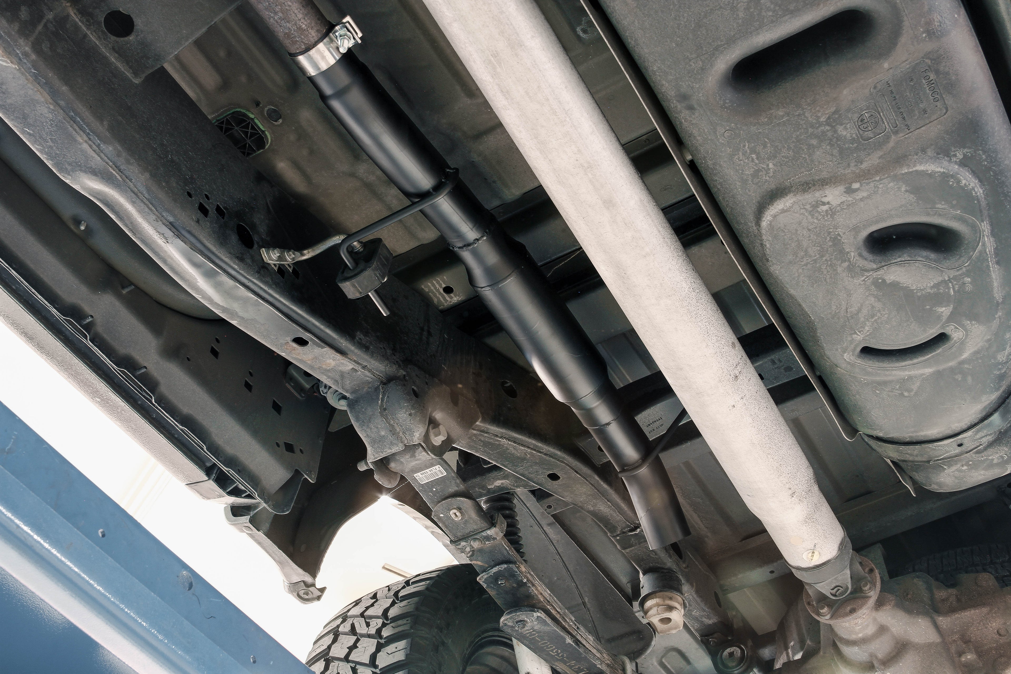 Flowmaster Outlaw Extreme Cat-back Exhaust System by Flowmaster