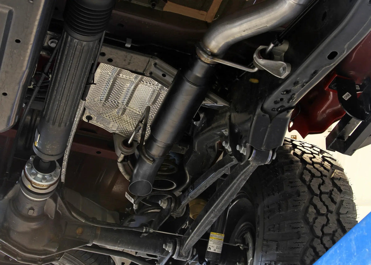 Flowmaster Outlaw Extreme Cat-Back Exhaust System by Flowmaster